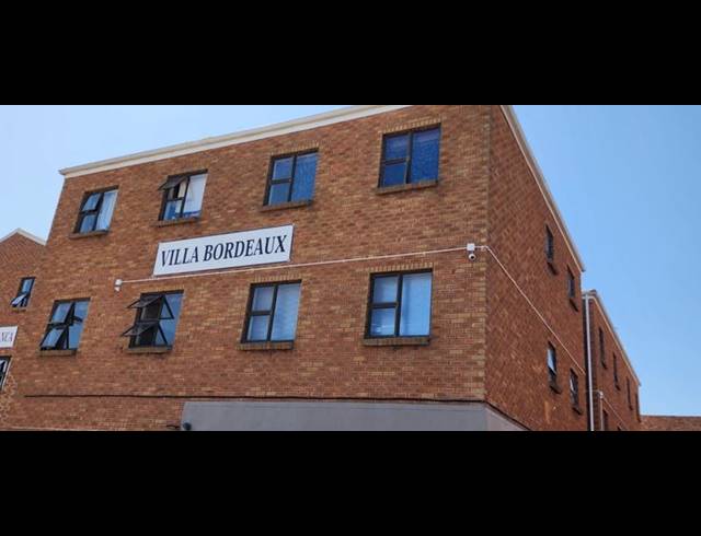 2 BEDROOM APARTMENT FOR SALE IN GOODWOOD CENTRAL